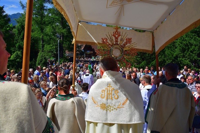 Najświętszy sakrament na Krupówkach