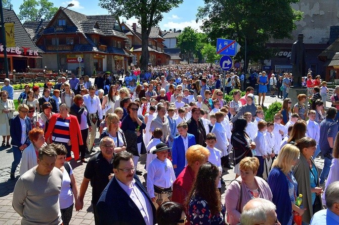 Najświętszy sakrament na Krupówkach