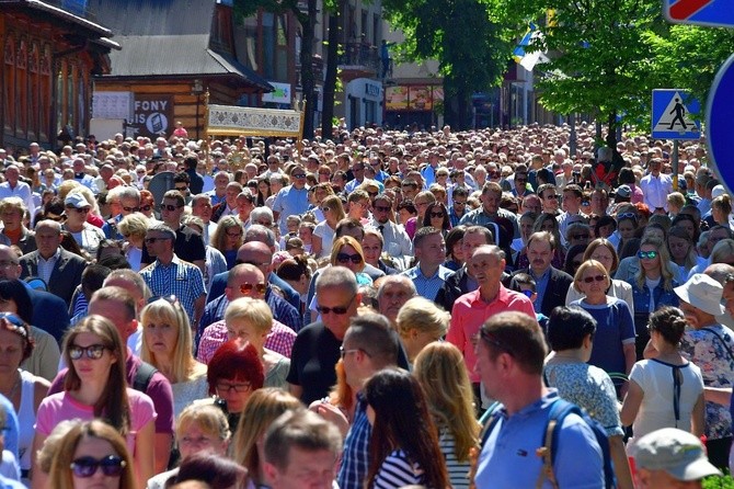 Najświętszy sakrament na Krupówkach