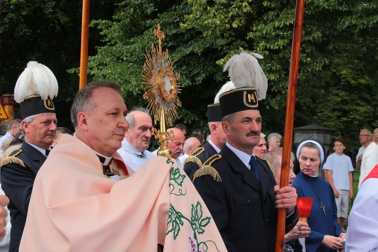 Z sanktuarium na Serbinów