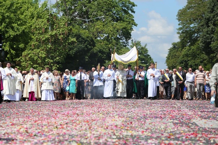 Procesja Bożego Ciała w Sandomierzu cz. II