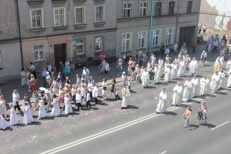 Wielka procesja w Legnicy