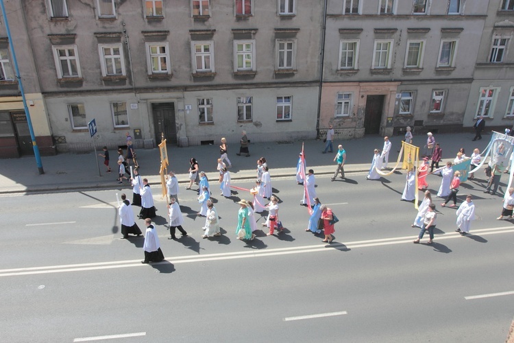 Wielka procesja w Legnicy