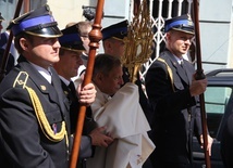  W procesji z Chrystusem