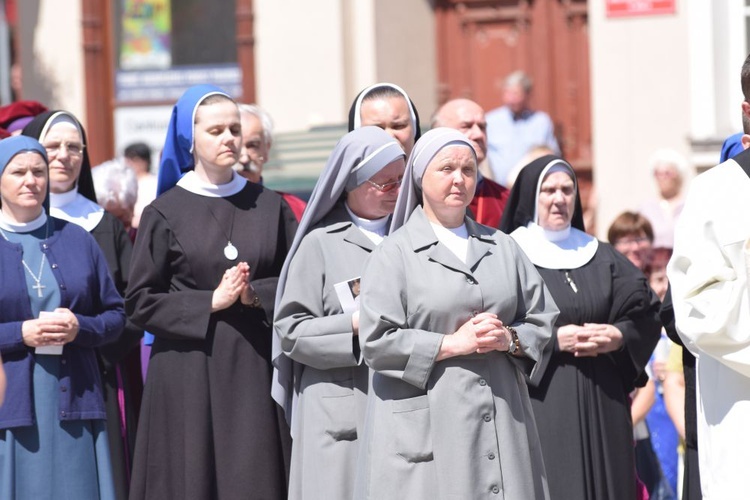 Ulicami Świdnicy z Najświętszym Sakramentem