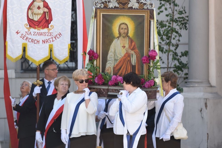 Ulicami Świdnicy z Najświętszym Sakramentem