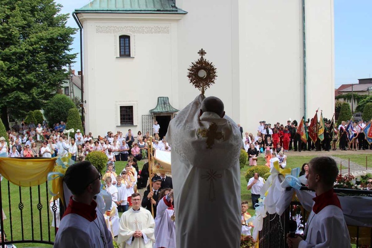 Procesja Bożego Ciała w Bielanach - 2017