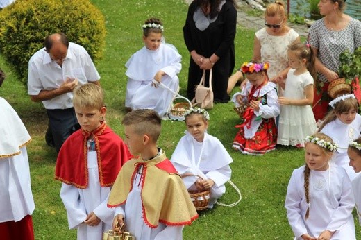 Procesja Bożego Ciała w Bielanach - 2017