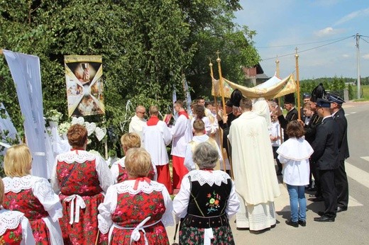 Procesja Bożego Ciała w Bielanach - 2017