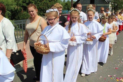 Procesja Bożego Ciała w Bielanach - 2017