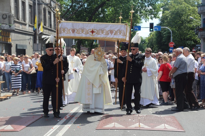 Procesja Bożego Ciała w Katowicach