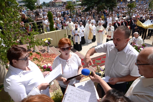 Procesja Bożego Ciała w Opocznie