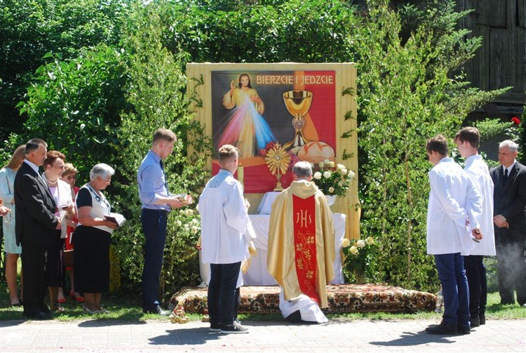 Boże Ciało w Jeninie