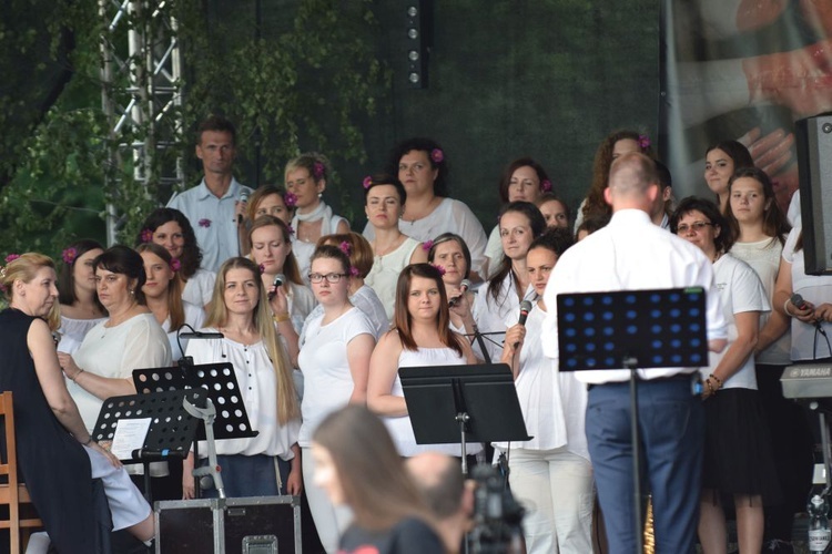 Koncert "Rozpalić serca" w Strzegomiu