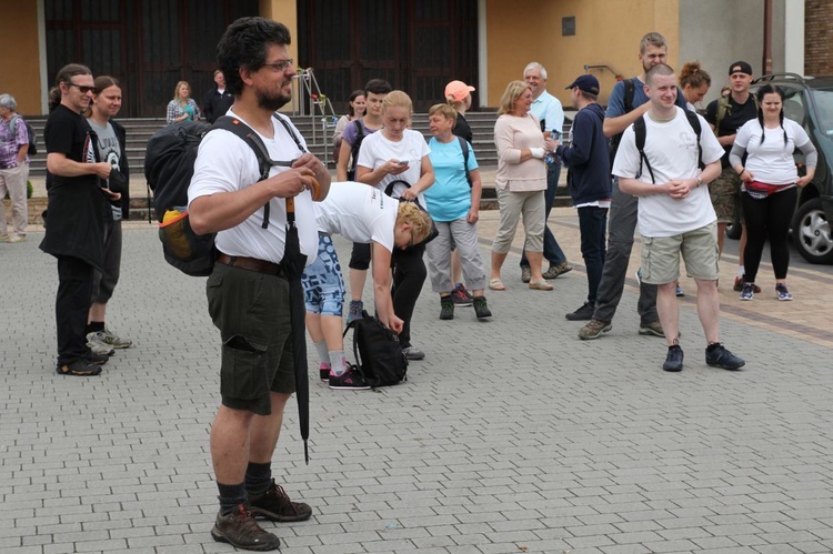 Z Jawiszowic-os. Brzeszcze na Jasną Górę w 36h