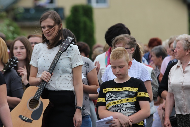 Powitanie ikony MB Częstochowskiej w Bełchowie