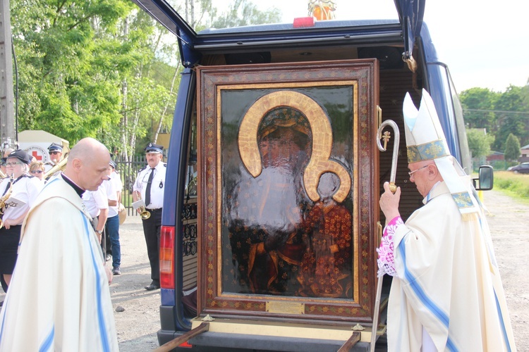 Powitanie ikony MB Częstochowskiej w Bełchowie