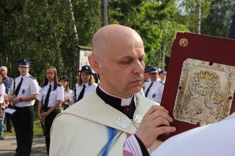 Powitanie ikony MB Częstochowskiej w Bełchowie