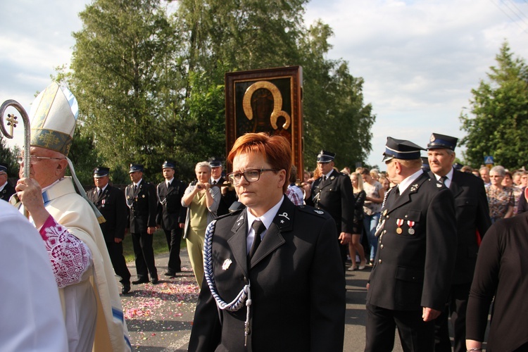 Powitanie ikony MB Częstochowskiej w Bełchowie