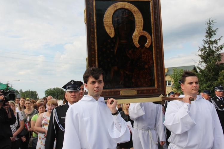 Powitanie ikony MB Częstochowskiej w Bełchowie