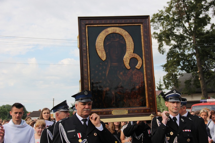 Powitanie ikony MB Częstochowskiej w Bełchowie