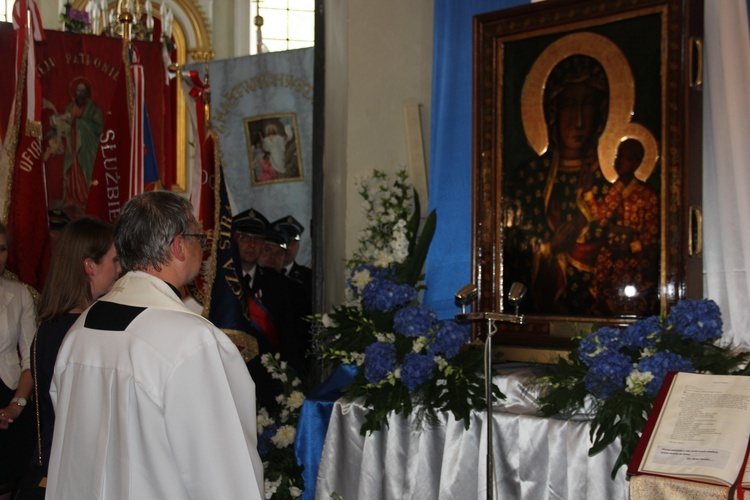 Powitanie ikony MB Częstochowskiej w Bełchowie