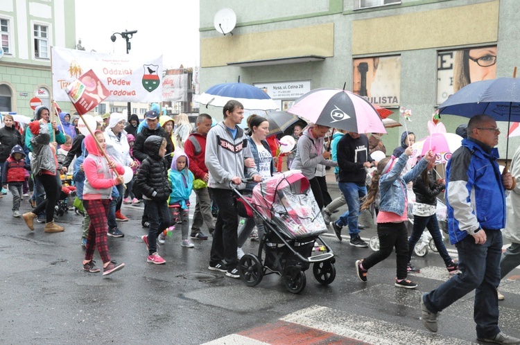 Marsz dla życia i rodziny w Nysie