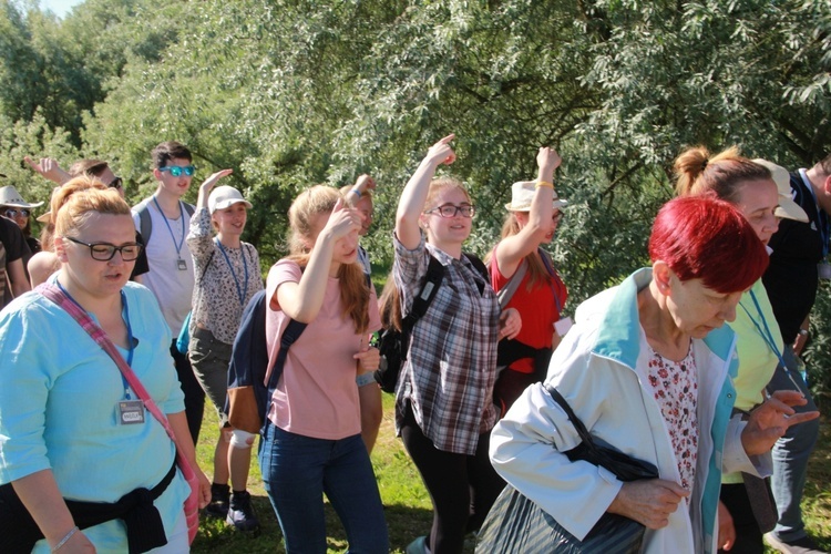 Piesza Pielgrzymka Powołaniowa do Rokitna