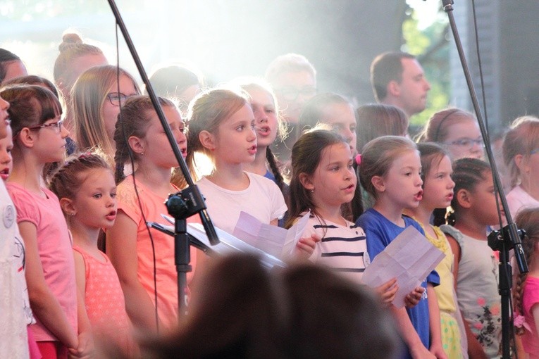 V Koncert Ewangelizacyjny "...by świat usłyszał"