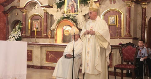 Msza święta narodów