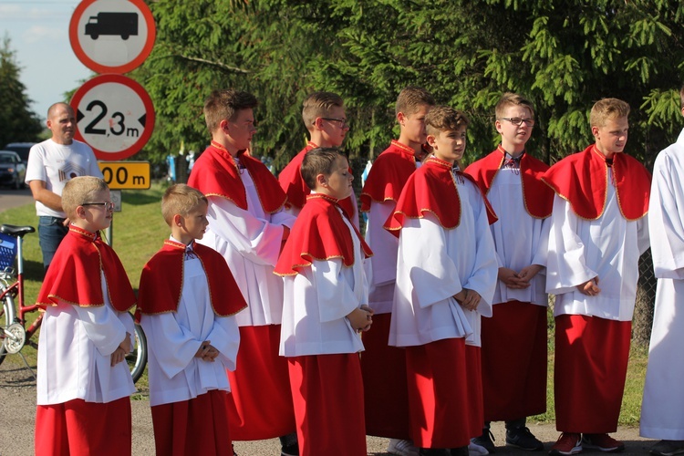 Powitanie ikony MB Częstochowskiej w Bednarach