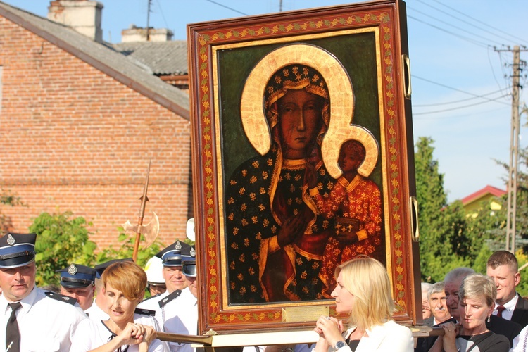 Powitanie ikony MB Częstochowskiej w Bednarach