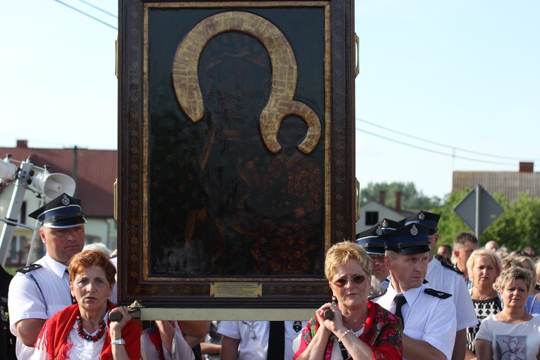 Powitanie ikony MB Częstochowskiej w Bednarach