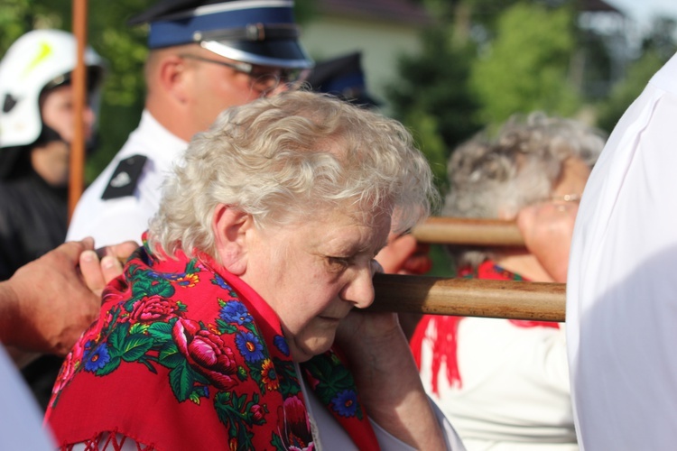 Powitanie ikony MB Częstochowskiej w Bednarach