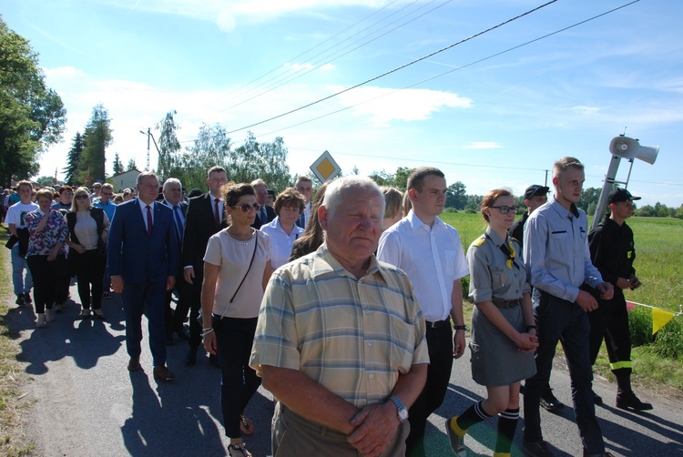 Powitanie ikony MB Częstochowskiej w Bednarach