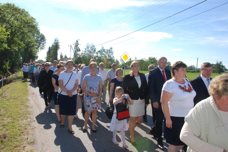 Powitanie ikony MB Częstochowskiej w Bednarach