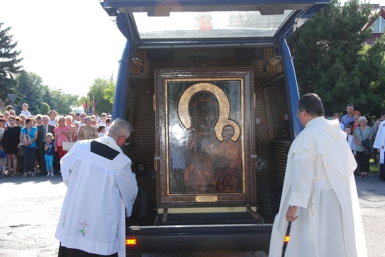 Powitanie ikony MB Częstochowskiej w Bednarach