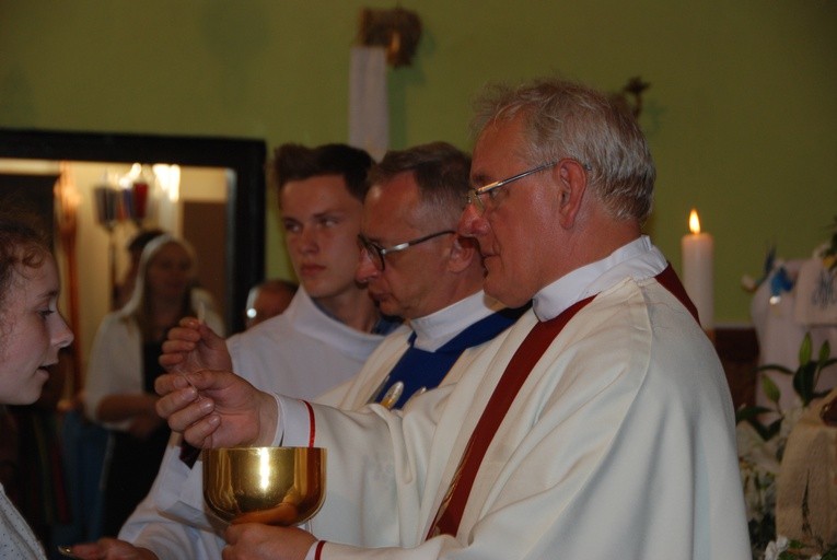 Powitanie ikony MB Częstochowskiej w Bednarach