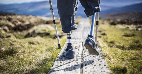 Chodzić lepiej na protezie