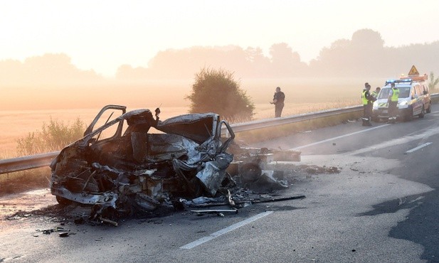 Kierowca polskiego vana zginął w wypadku pod Calais