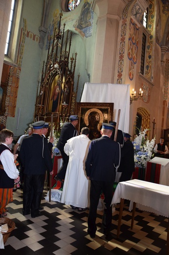 Powitanie ikony MB Częstochowskiej w Kompinie