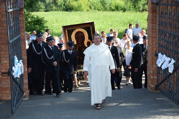 Powitanie ikony MB Częstochowskiej w Kompinie