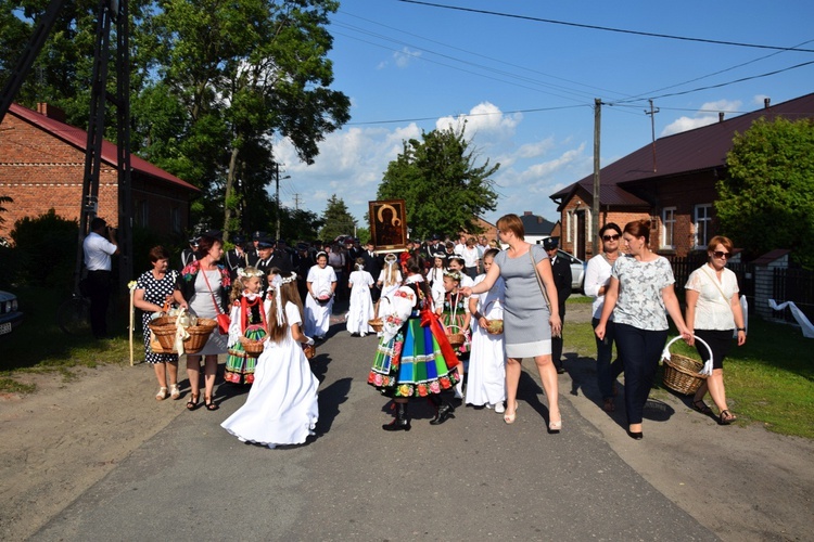 Powitanie ikony MB Częstochowskiej w Kompinie