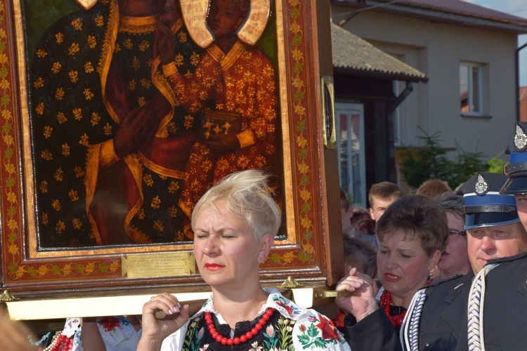 Powitanie ikony MB Częstochowskiej w Kompinie