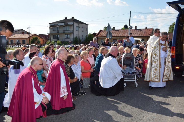 Powitanie ikony MB Częstochowskiej w Kompinie