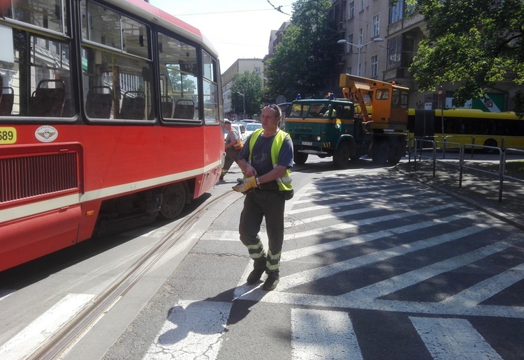 Tramwaj próbował skręcić w Jagiellońską