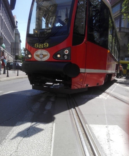 Tramwaj próbował skręcić w Jagiellońską