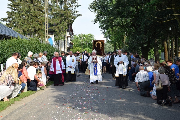 Powitanie ikony MB Częstochowskiej w Kocierzewie