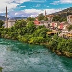 W przeciętym Neretwą Mostarze można zakochać się od pierwszego wejrzenia.