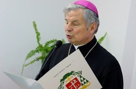 Dekrety nominacyjne wręczał bp Henryk Tomasik